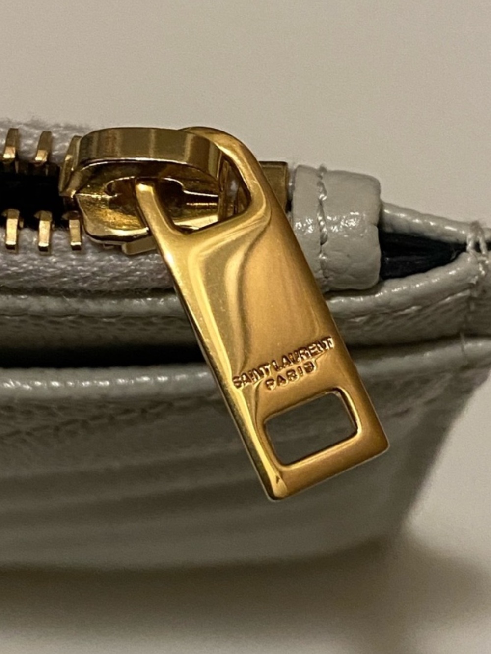 YSL Bill Pouch - Picture 3 of 15